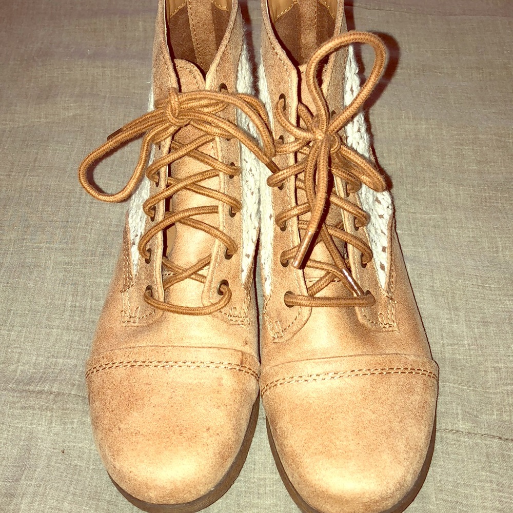 Lace Boot
